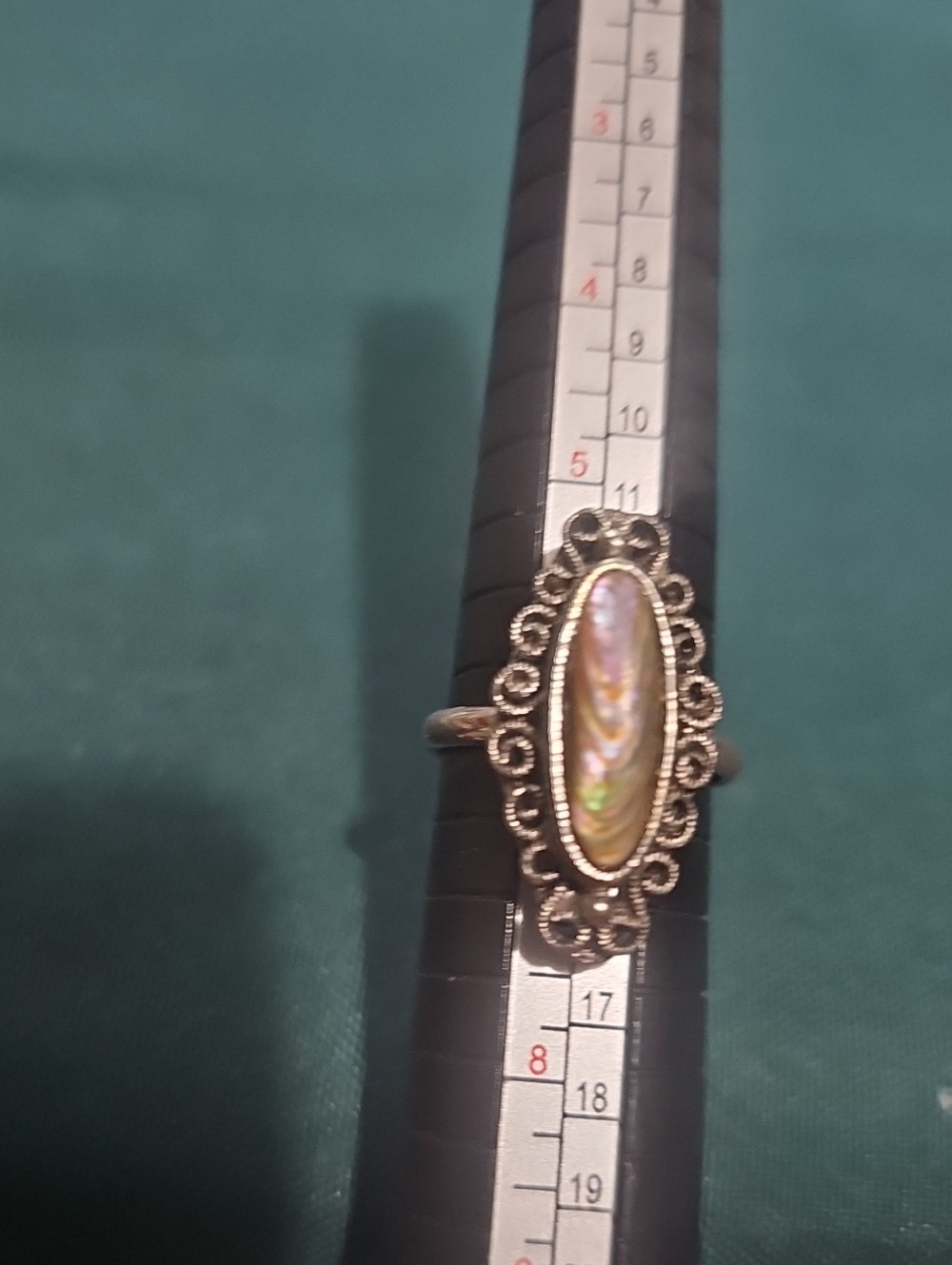 VINTAGE Signed VOGUE Abalone MOP Silver Tone Adjustable Ring